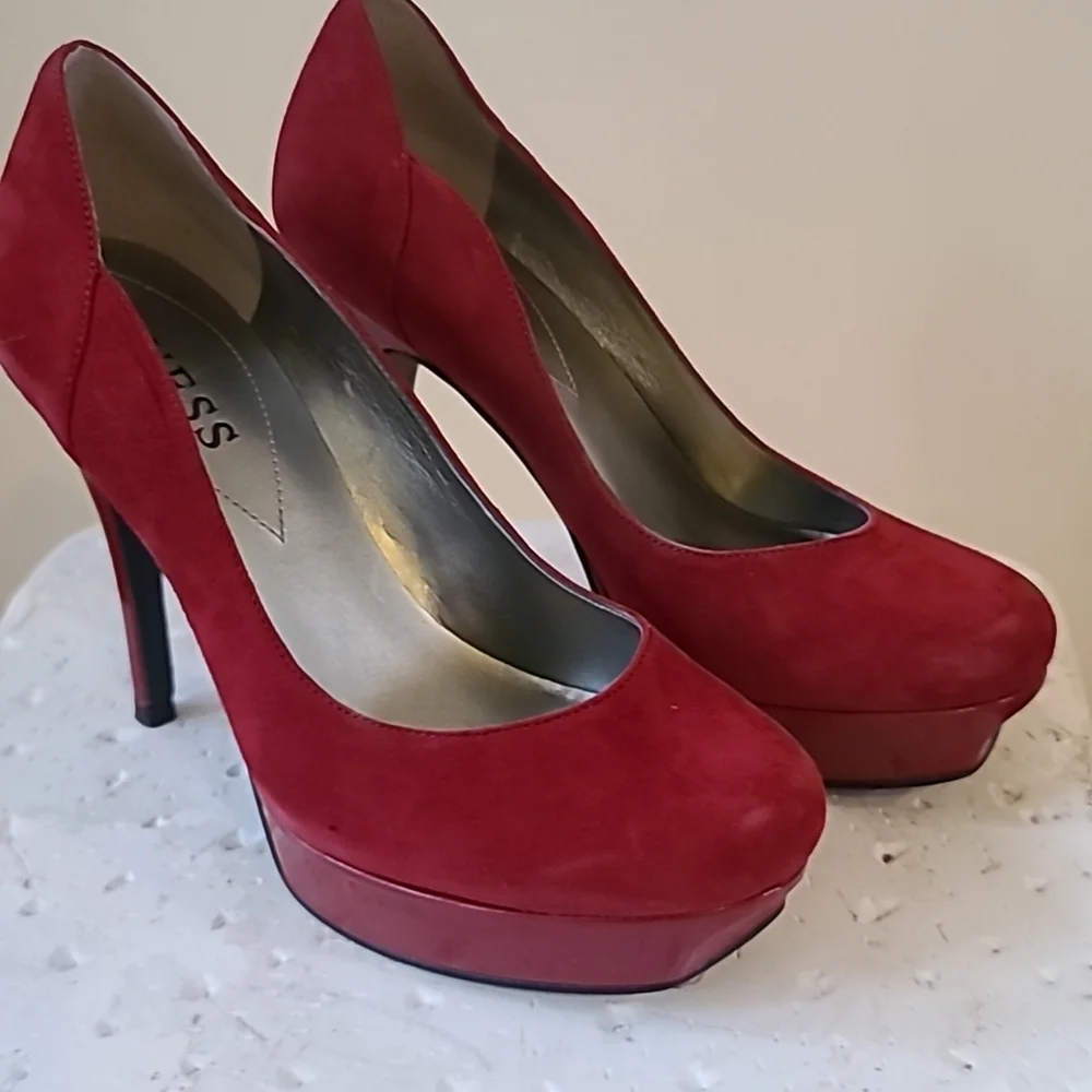 Guess Dark Red Suade High Heels Size 6 - Picture 2 of 5